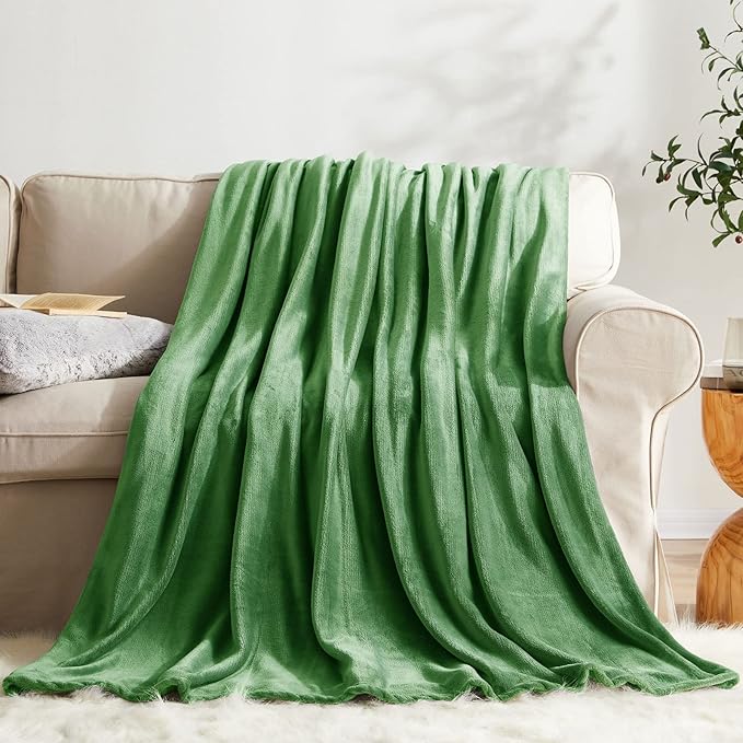 KMUSET Fleece Blanket Throw Size Emerald Lightweight Super Soft Cozy Luxury Bed - Image 2