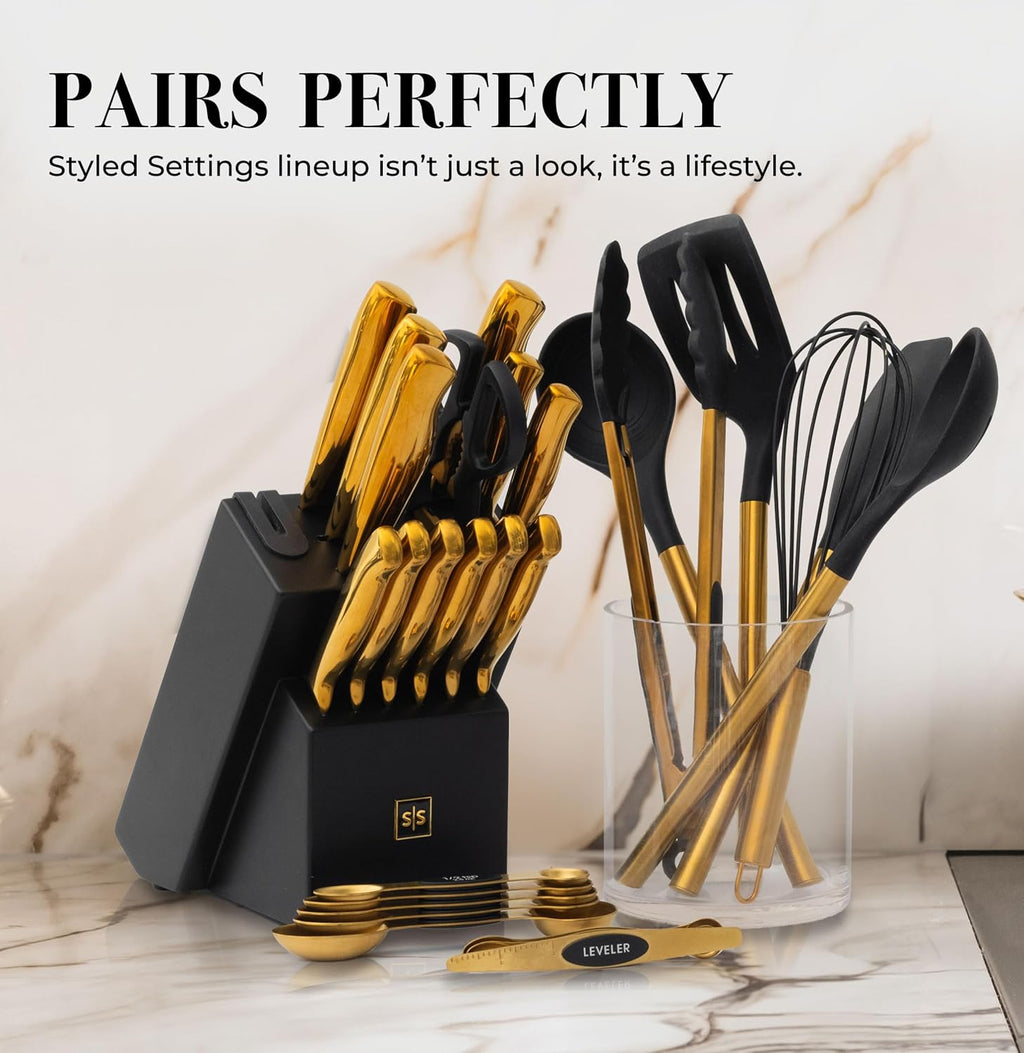 Styled Settings Magnetic Measuring Spoons Set, Gold