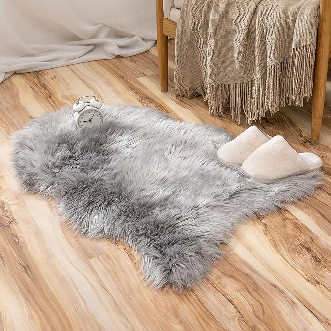 MIULEE Fluffy Rug Soft Shaggy Faux Fur Area Rug Luxury Plush Sheepskin Carpet - Image 4