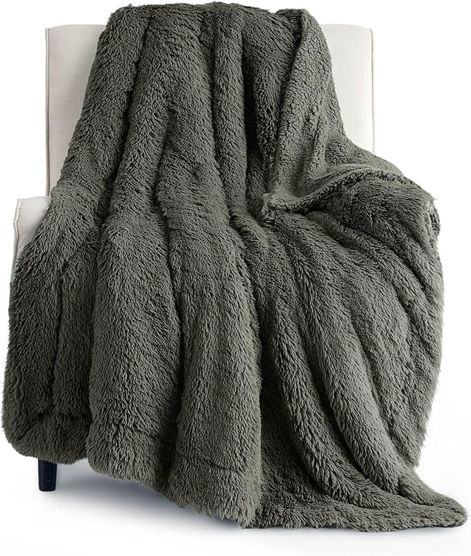Bedsure GentleSoft Fuzzy Sherpa Faux Fur Twin Blanket Olive Green Cozy Gifts by BEDSURE