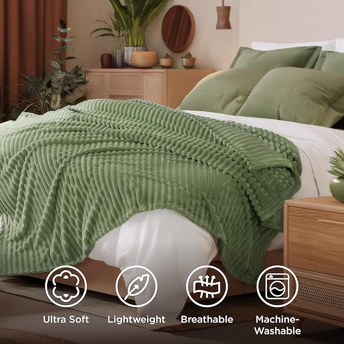 Bedsure GentleSoft Reseda Full Blanket - Image 5