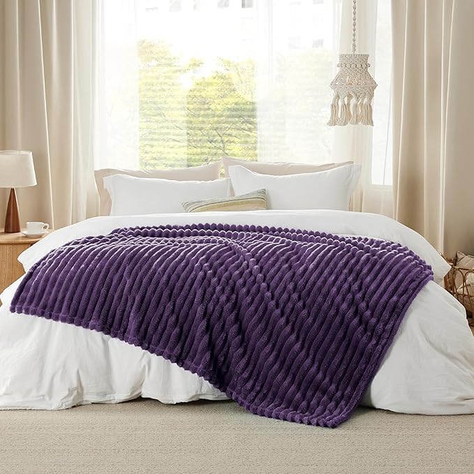 Bedsure GentleSoft Purple Twin Blanket - Image 9