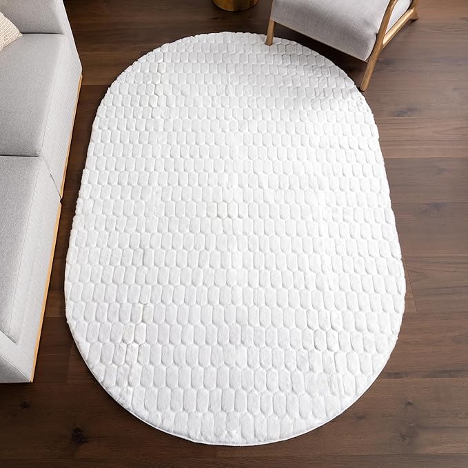 Nuloom Nia White/Ivory, Cozy Shag, Fluffy and Soft, High Traffic, Stain by nuLOOM