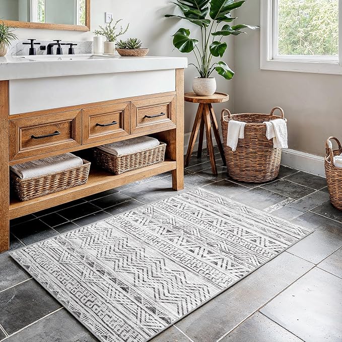2x3 Washable Entryway Area Rug: Moroccan Small Runner Rug - Image 4