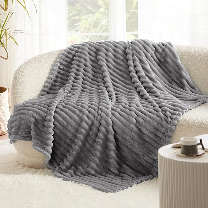 Bedsure GentleSoft Frost Gray Fleece Blanket - Image 8