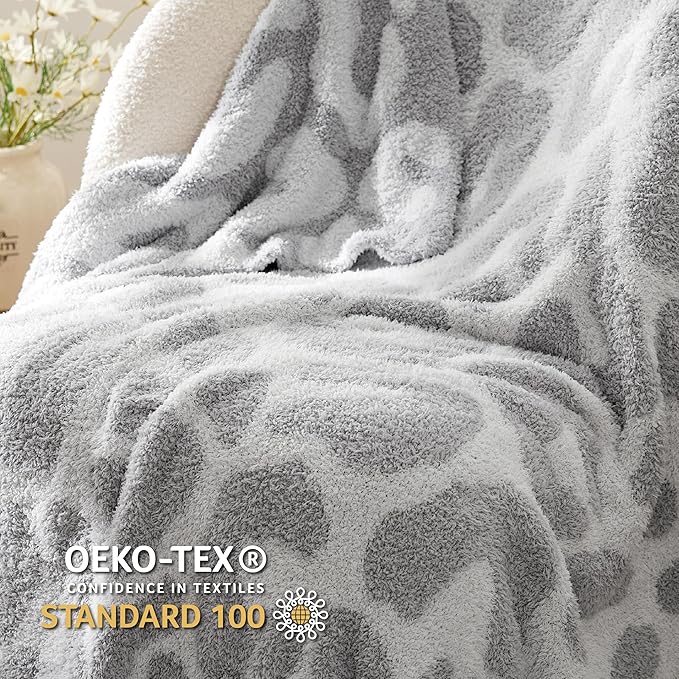 Bedsure Leopard Throw Blanket for Couch, Knit Fall Blanket - Image 5