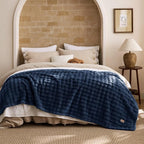 Bedsure 3D Fleece Bubble Blanket - Image 8