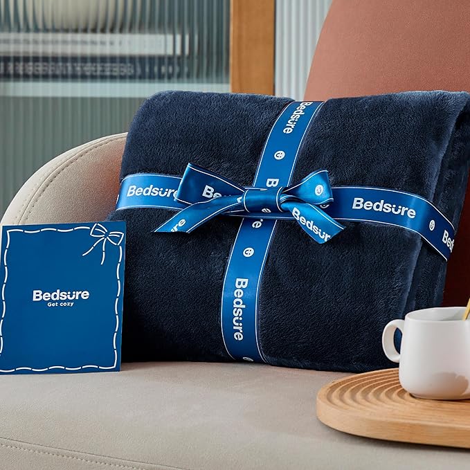 Bedsure GentleSoft Navy Fleece Blankets Queen Size - Image 7