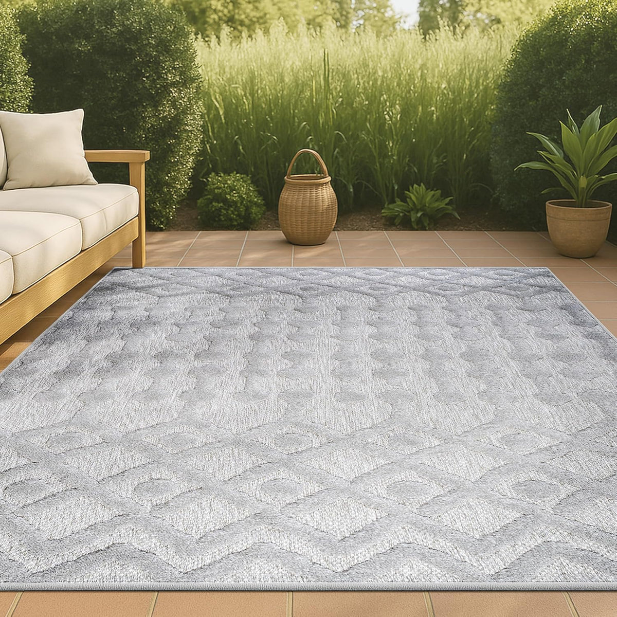 JONATHAN Y Moroccan Diamond Indoor Outdoor Area Rug 3X5 Light Gray, Peralta for Backyard, Patio, Porch, Easy-Cleaning, High Traffic, Pet-Friendly, Non-Shedding (IBZ103C-3)