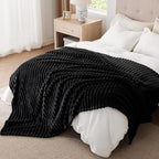 Bedsure GentleSoft Black Blanket Full Size - Image 6