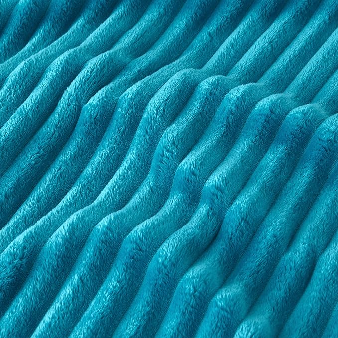 Bedsure GentleSoft Teal Twin Blanket - Image 9
