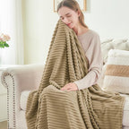 BEDELITE Fleece Blanket King Size – 3D Ribbed Jacquard Soft and Warm Decorative - Image 3