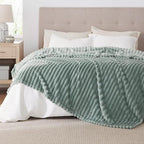 Bedsure GentleSoft Full Size Blankets - Image 2