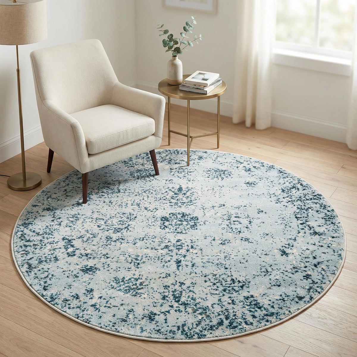 Unique Loom Sofia Collection Area Rug - Casino (3' 3" Round, Light Blue/Ivory)