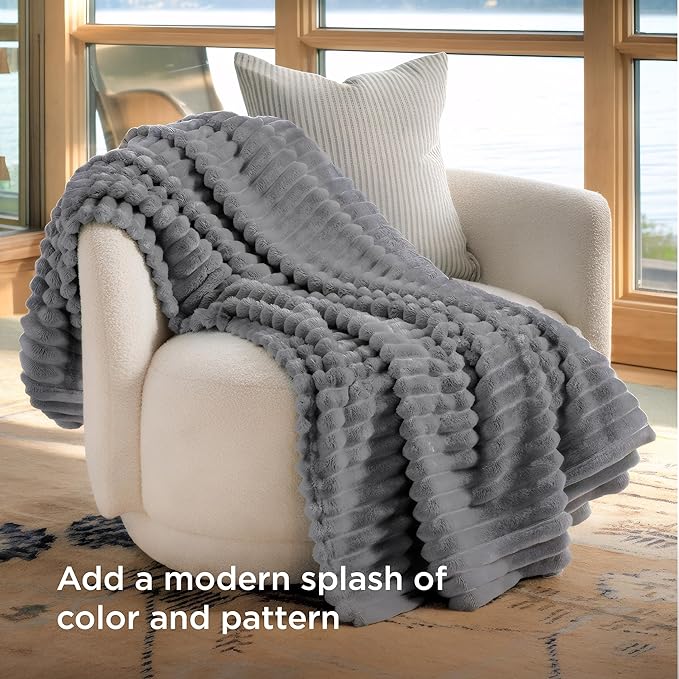 Bedsure GentleSoft Frost Gray Fleece Blanket - Image 3