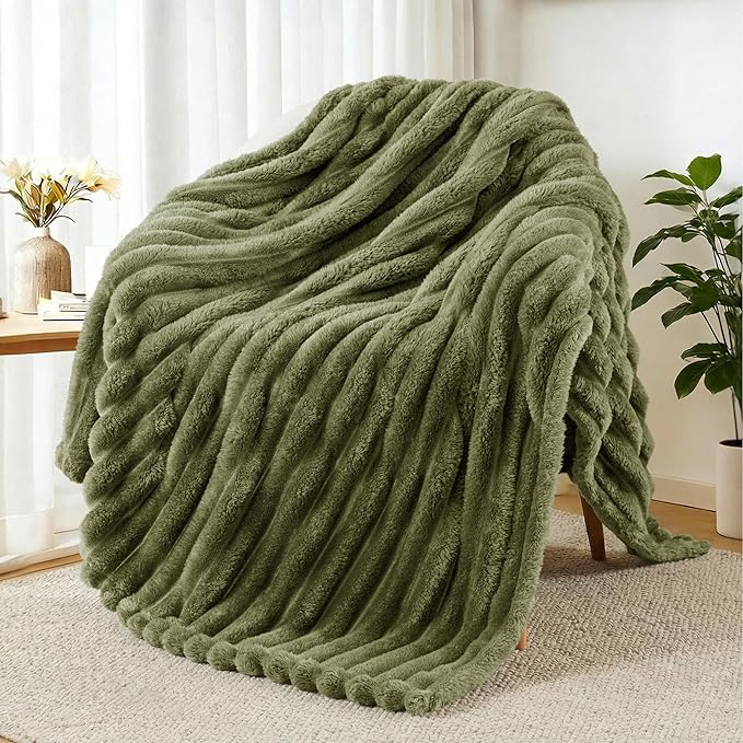 Exclusivo Mezcla Fleece Throw Blanket by ExclusivoMezcla