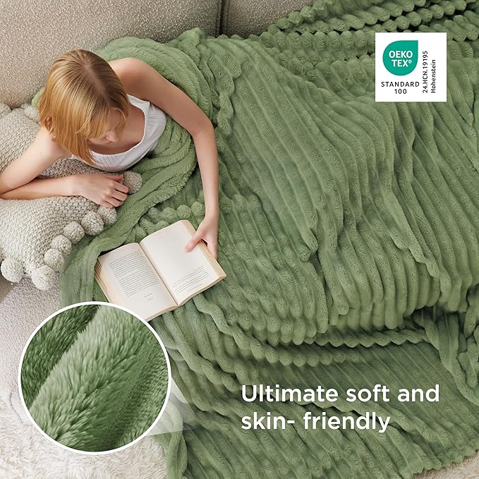 Bedsure GentleSoft Reseda Full Blanket - Image 4