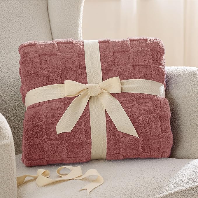 Bedsure GentleSoft Dusty Pink Throw Blanket - Image 8