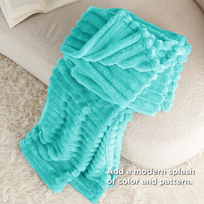 Bedsure GentleSoft Blue Twin XL Blanket - Image 4