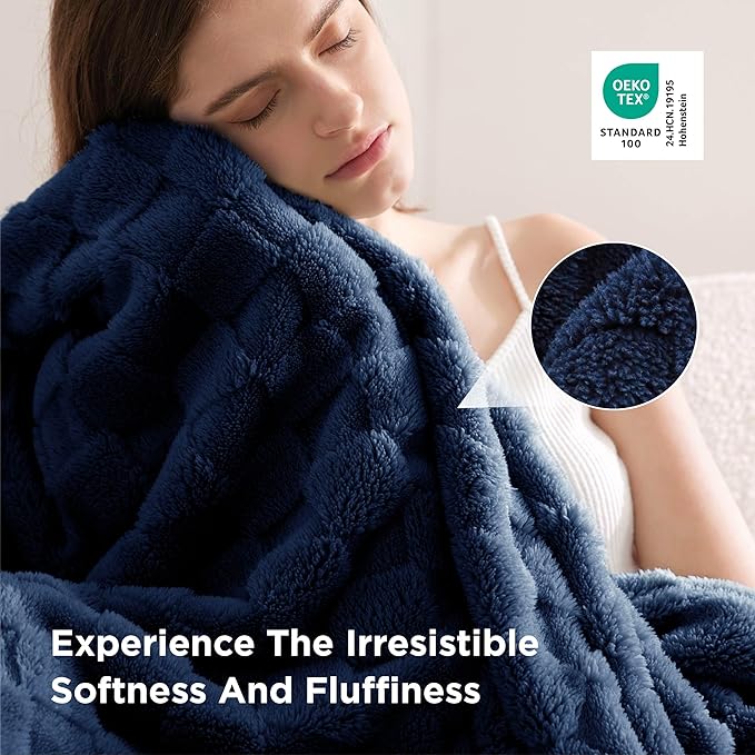 Bedsure GentleSoft Twin Blanket - Image 4