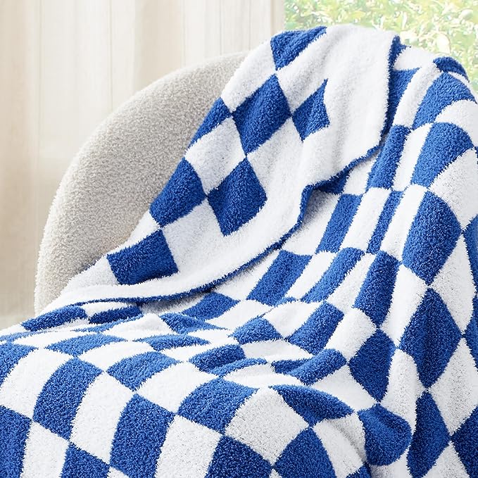 Bedsure GentleSoft Checkered Throw Blanket by BEDSURE
