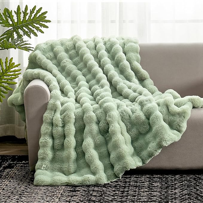 Cozy Bliss Faux Fur Throw Blanket - Image 2