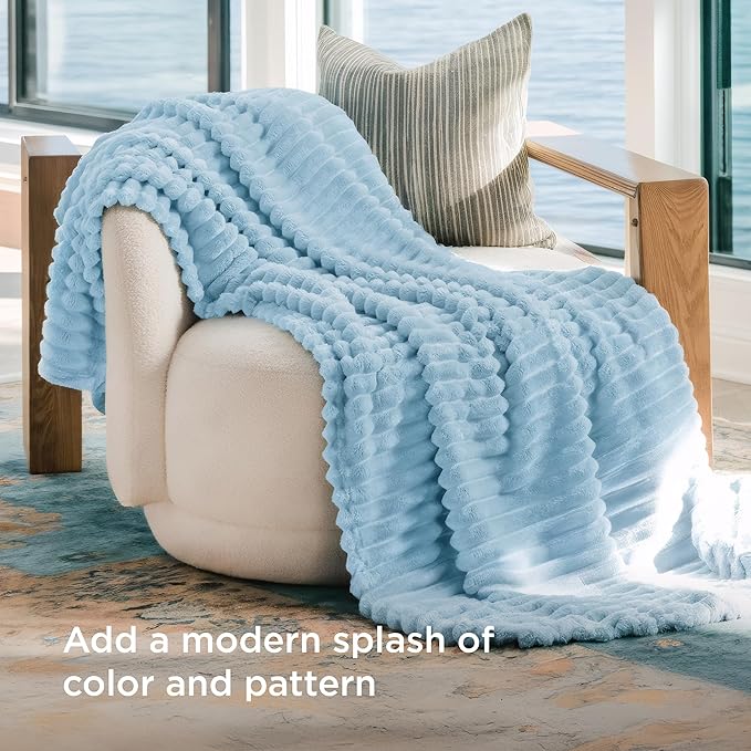 Bedsure GentleSoft Blue Twin XL Blanket - Image 3
