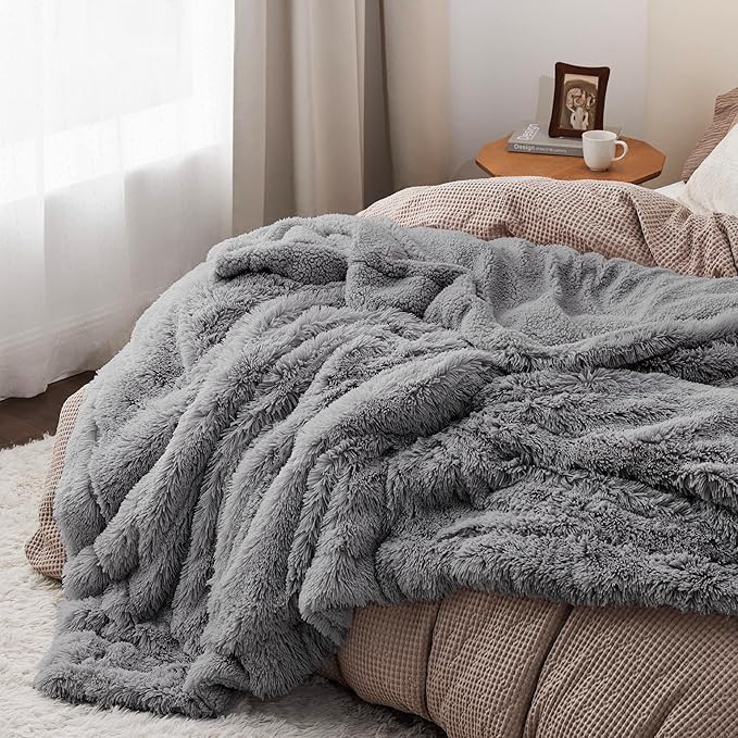 Bedsure GentleSoft Fluffy Grey King Size Blanket - Image 3