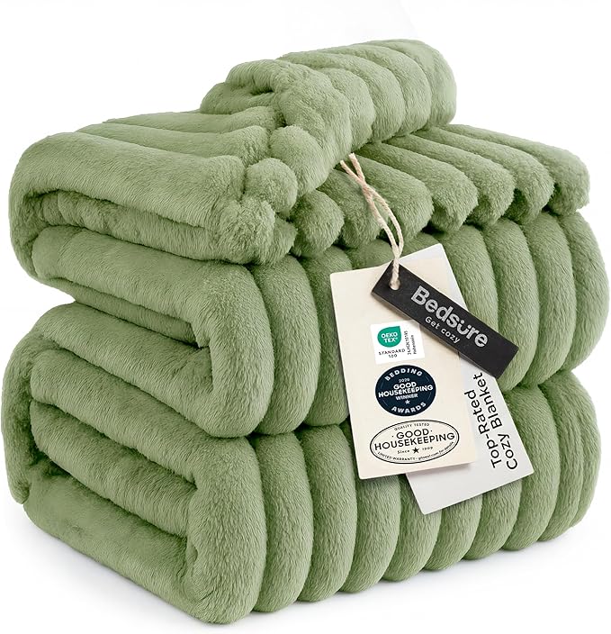 Bedsure GentleSoft Reseda Full Blanket by BEDSURE