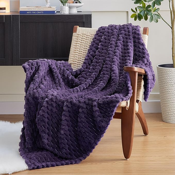 EXQ Home Fleece Throw Blanket for Couch or Bed by EXQHomeTexitleCoLtd