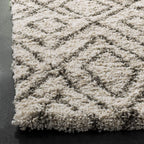 SAFAVIEH Hudson Shag Accent Rug 2x3, Plush Ivory & Grey SGH332A