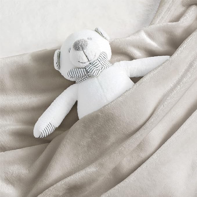 Bedsure GentleSoft Bedding Fleece Blanket - Image 5