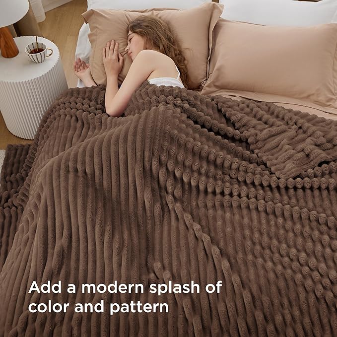Bedsure GentleSoft Brown Full Blanket - Image 3