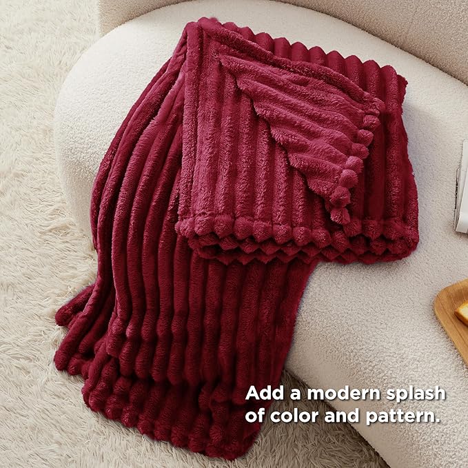 Bedsure GentleSoft Red Fleece Blanket - Image 4