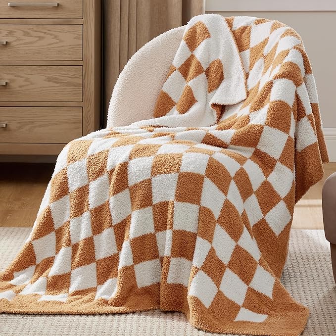 Bedsure GentleSoft Checkered Throw Blanket by BEDSURE