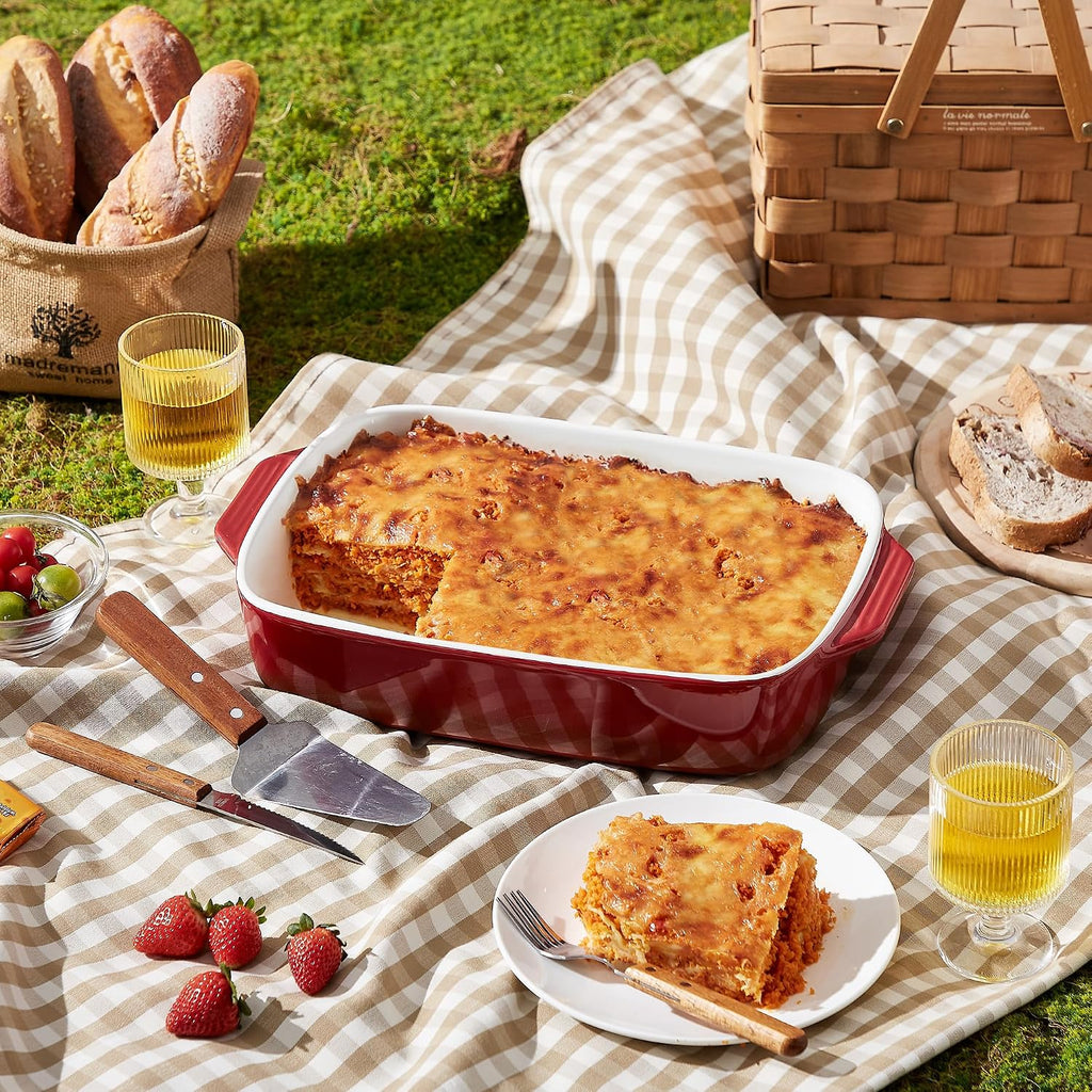 Large Ceramic Casserole Dish with Lid, 4 QT Baking Dish,Red