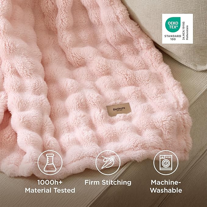 Bedsure 3D Fleece Bubble Blanket - Image 5