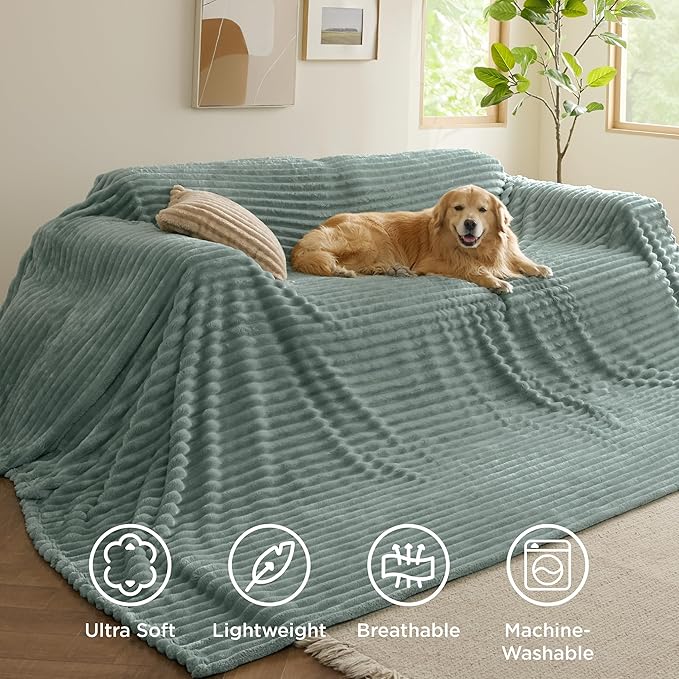 Bedsure GentleSoft Large Fleece Blanket - Image 5