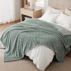 Bedsure GentleSoft Full Size Blankets - Image 6