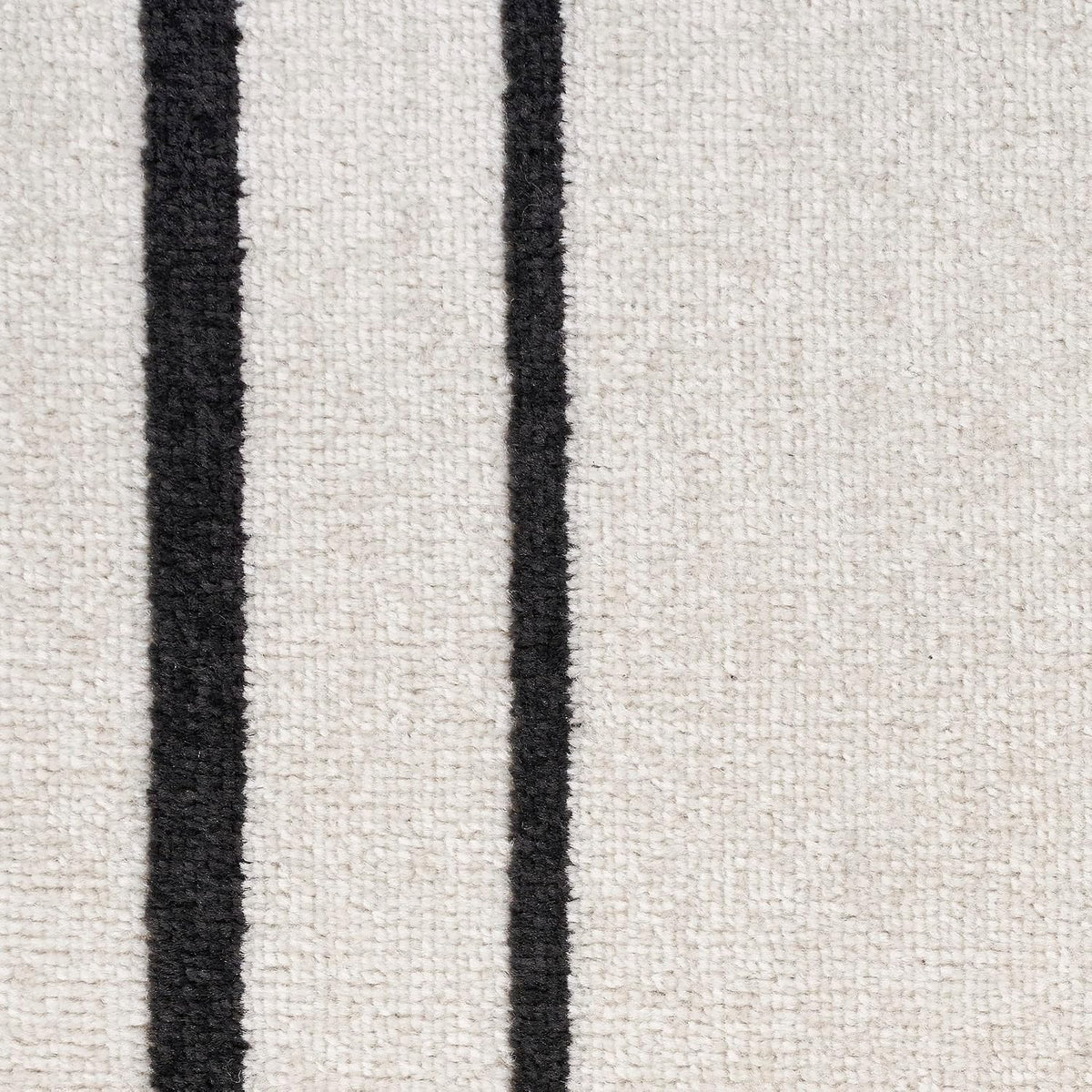 Nourison Home Nourison Essentials Ivory/Black 4' x Round Area Rug - Easy Clean, Non Shedding, Bed Room, Living Room, Dining Room, Kitchen (4' x Round)