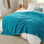 Bedsure GentleSoft Teal Full Blanket - Image 6