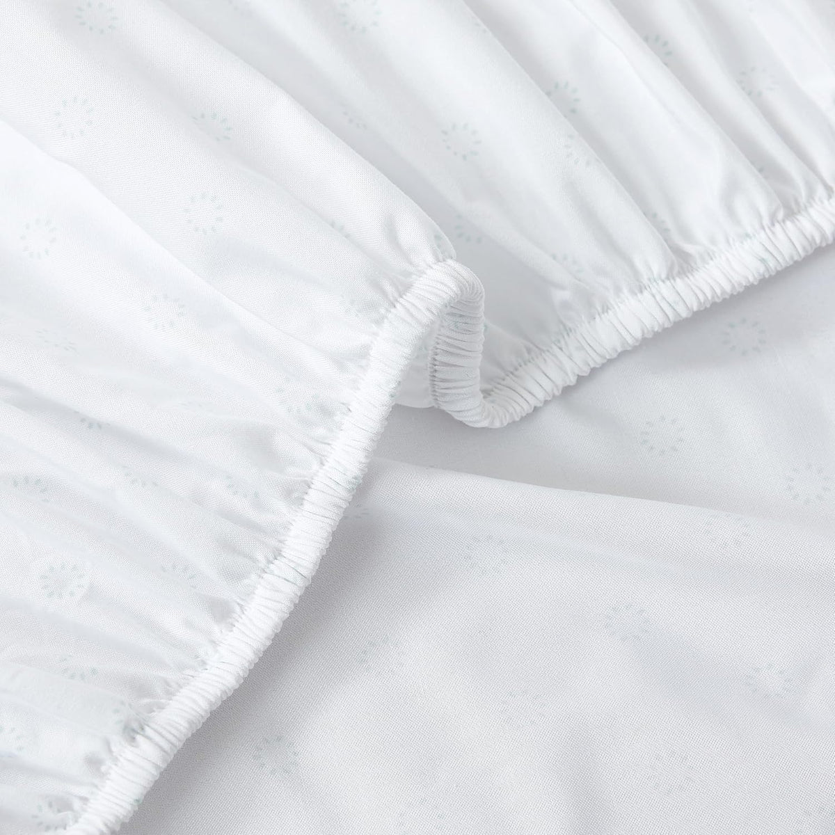Linen Closet Twin/Twin XL 4pcs Dorm Sheets with Side Pocket - Starburst Dot