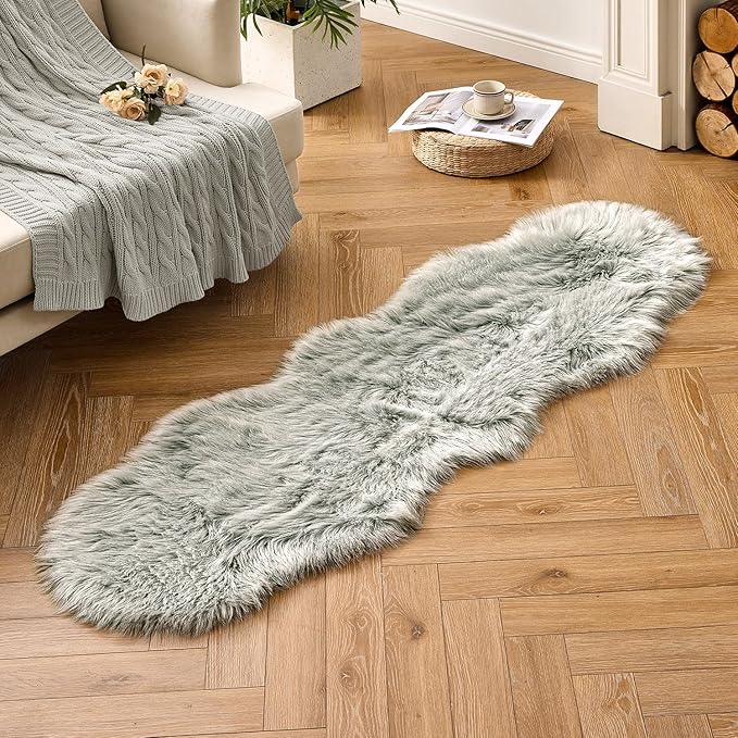 MIULEE Luxury Super Soft Fluffy Area Rug Faux Fur Sheepskin Rug Decorative - Image 6