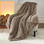 Bedsure GentleSoft Fuzzy Sherpa Faux Fur Twin Blanket, Soft Fleece Plush Warm - Image 7