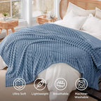 Bedsure GentleSoft Blue Full Blanket - Image 5