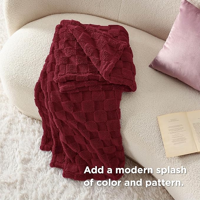 Bedsure GentleSoft Red Throw Blanket - Image 5