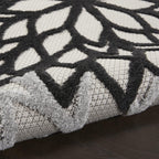 Nourison Home Aloha 48" Round Fabric Indoor/Outdoor Rug in Black/White Finish