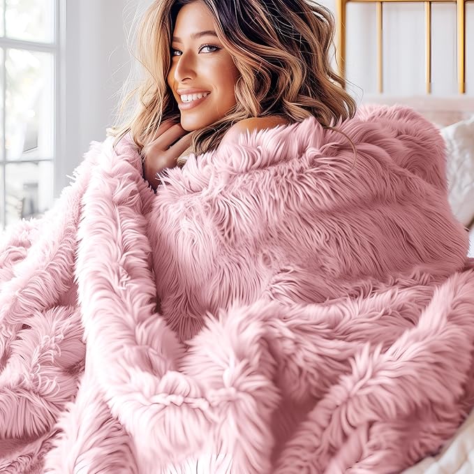 Bedsure GentleSoft Fluffy Pink King Size Blanket - Image 2