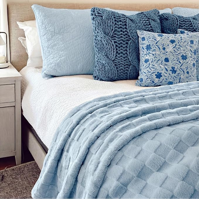 Bedsure GentleSoft Twin Blanket - Image 5