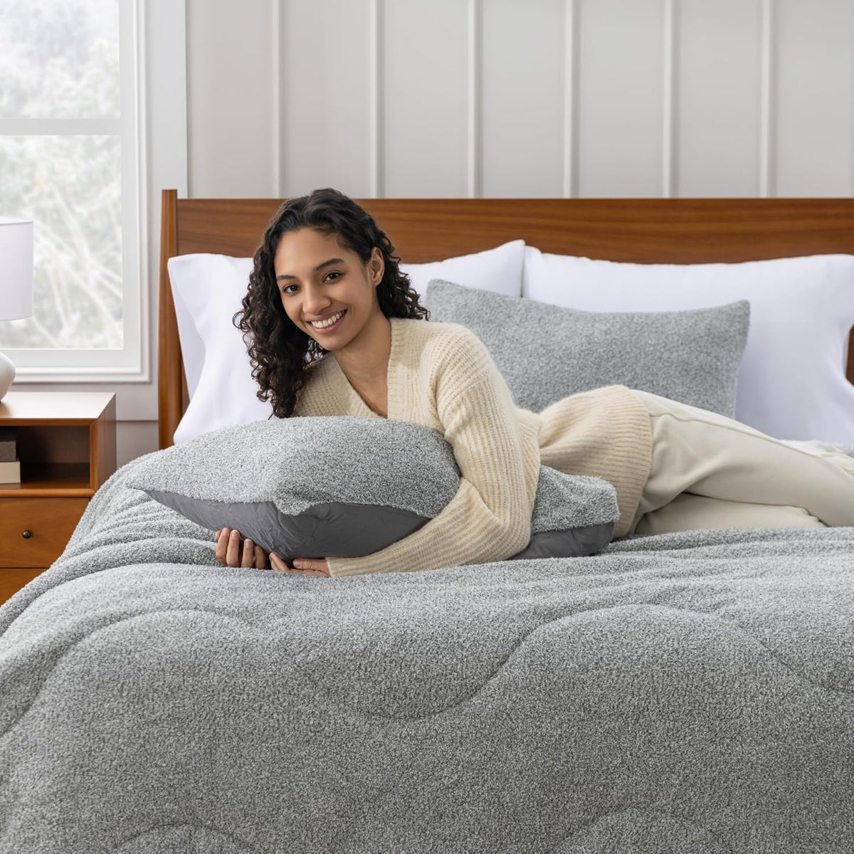 Berkshire Heathered Retro Comfort Plush rev Microfiber Comforter Set - Ultra-Soft & Breathable All-Season Bedding - 3-Piece Includes 1 Comforter (90’’×104’’) and 2 Pillow Shams(King, Edgecomb Grey)